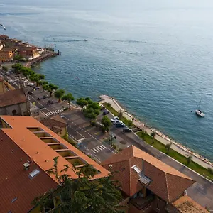 Hotell Garda Family House **